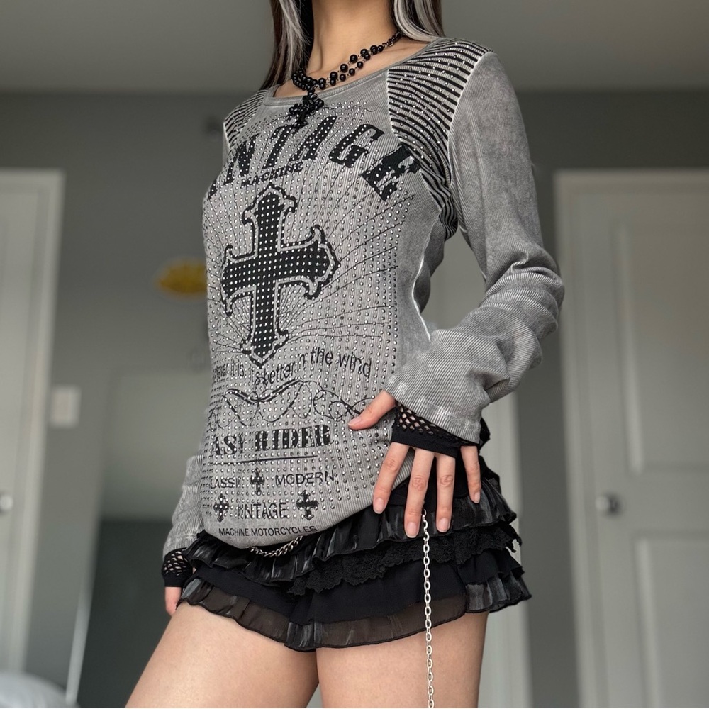Vintage Vocal Western Graphic Grunge Striped Rhinestone Longsleeve Top